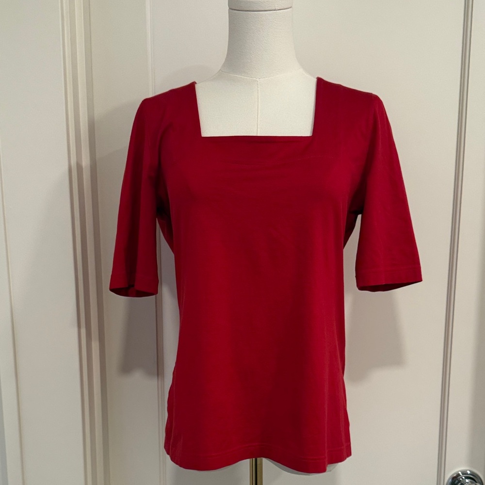 Akris Punto Red Square Neck Top